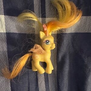 My Little Pony G3 Zipzee Breezie figure.
